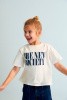 ! MICA_T-SHIRT_MOONLIGHT_WHITE_gir (1)!